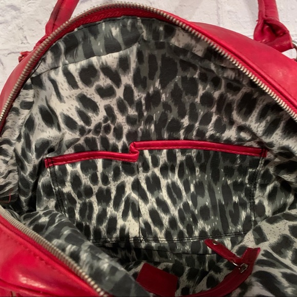 Gramercy Designs red double handle handbag with leopard interior and coin purse - Picture 9 of 11